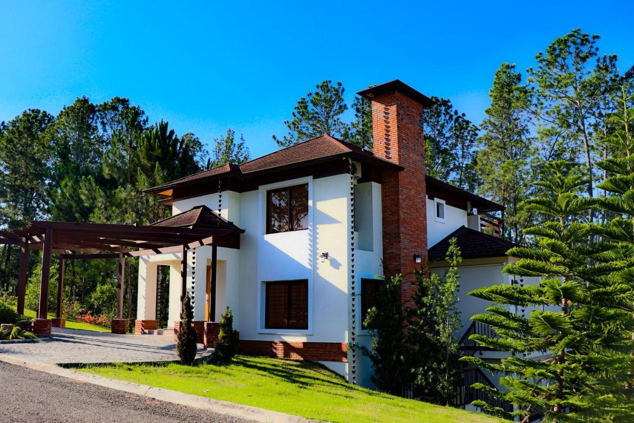 Vista Del Campo Country Club & Villas Jarabacoa Esterno foto